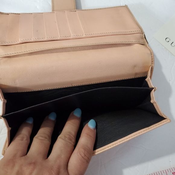 GUCCI Authentic Guccissima monogram GG pink zip wallet - Picture 12 of 15